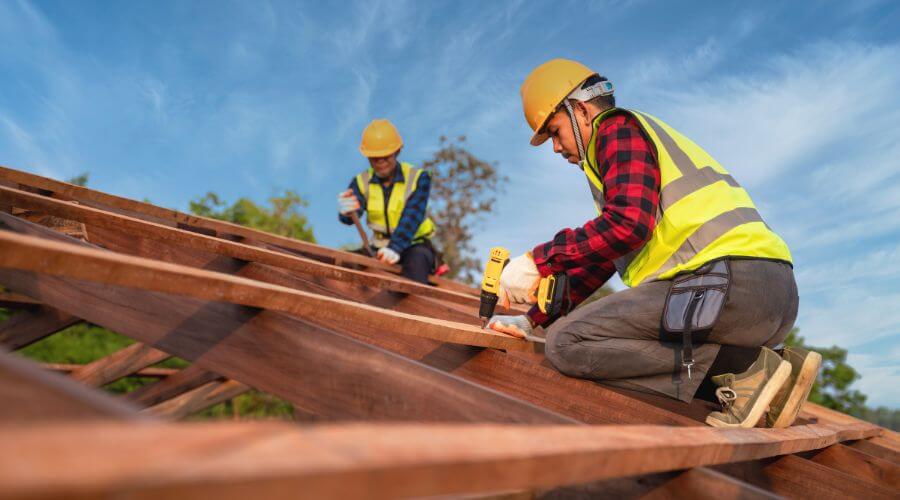Professional New roof installation in Pathfork, KY